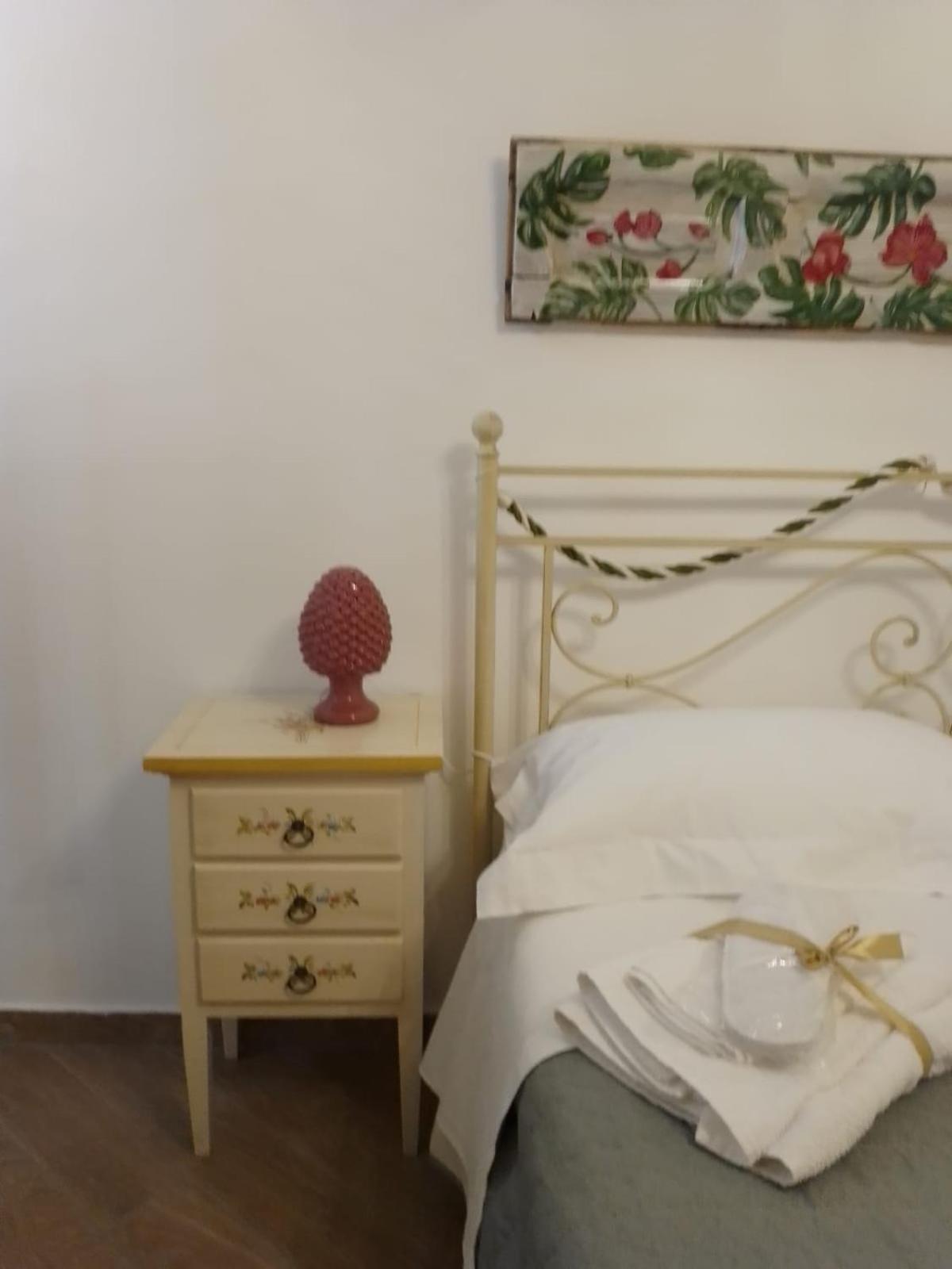 B&B "Al Bastione Normanno パレルモ エクステリア 写真