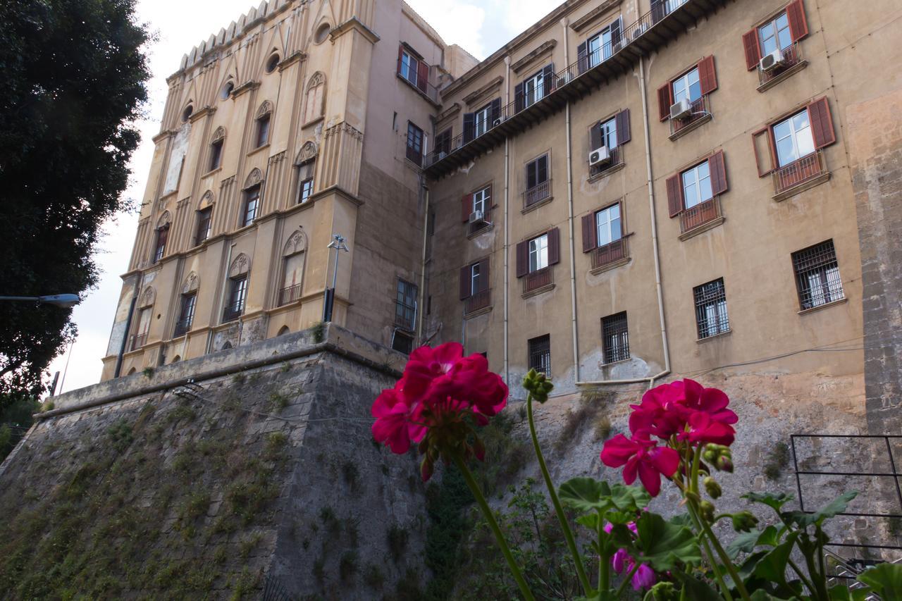 B&B "Al Bastione Normanno パレルモ エクステリア 写真