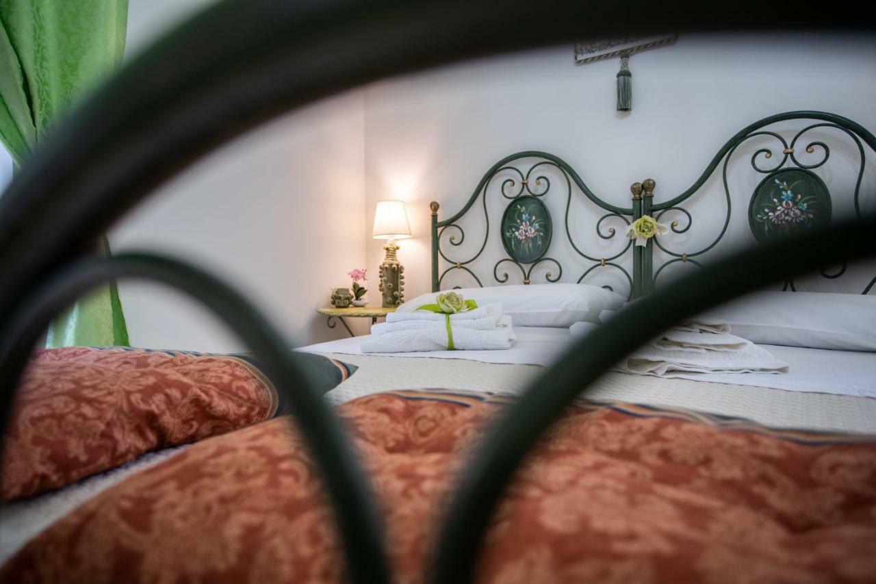 B&B "Al Bastione Normanno パレルモ エクステリア 写真